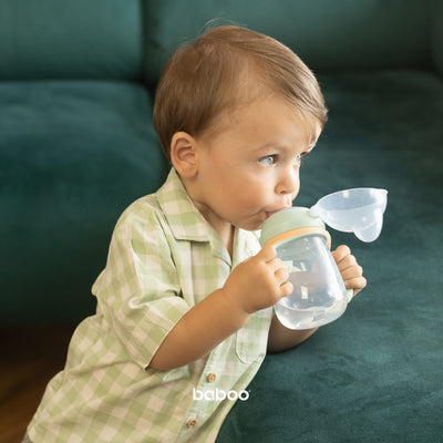 Baboo® szilikon csőrös itatópohár 260 ml Peachy 6+ hónapos kortól