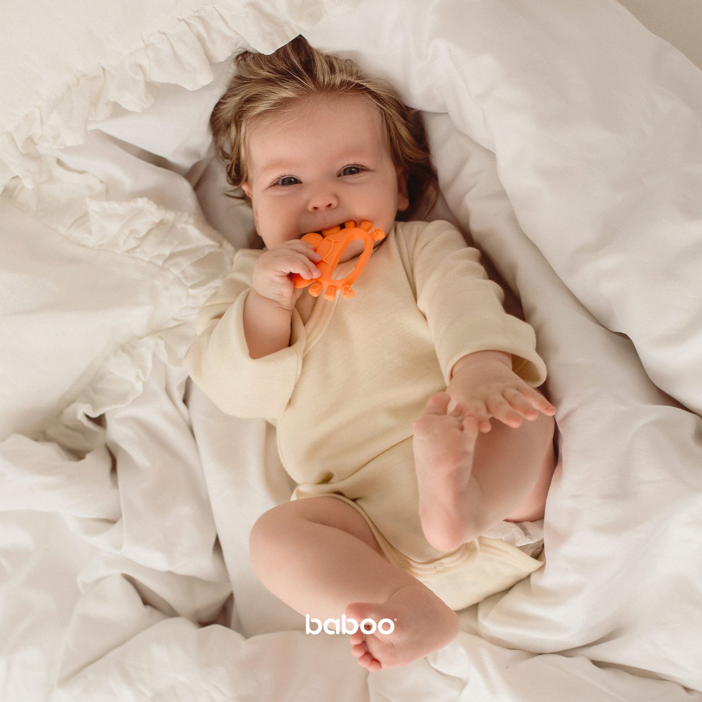 Baboo® rákocska alakú szilikon rágóka fogzásra, 4 hónapos kortól