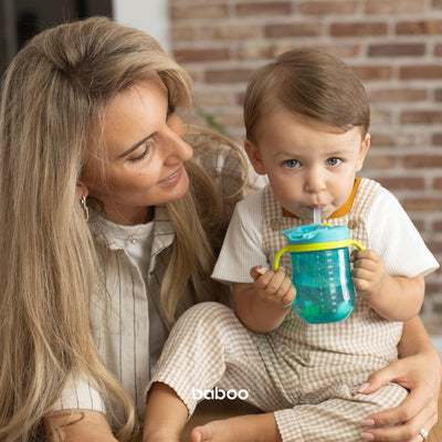 Baboo® szilikon szívószálas itatópohár Lagoon Fiesta 300 ml 9+ hónapos kortól
